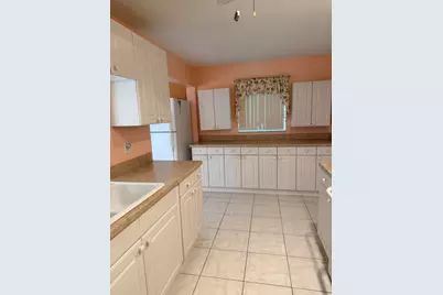 2751 NW 4th Avenue, Pompano Beach, FL 33064 - Photo 11