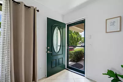 1369 Riverside Circle, Wellington, FL 33414 - Photo 13