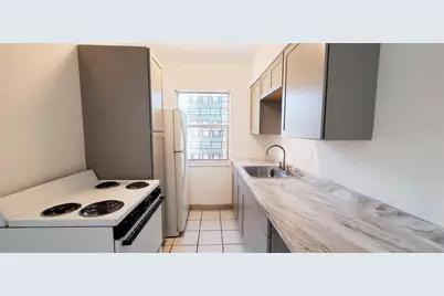 302 SW 15th Street #3, Dania Beach, FL 33004 - Photo 7