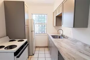 302 SW 15th St, Dania Beach, FL 33004 - Photo 7