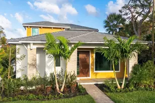 432 NW North River Dr, Stuart, FL 34994 - Photo 1