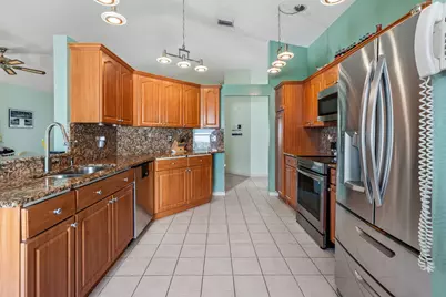 5197 Rosen Boulevard, Boynton Beach, FL 33472 - Photo 9