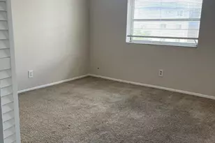 4800 NW 24th Ct, Lauderdale Lakes, FL 33313 - Photo 9