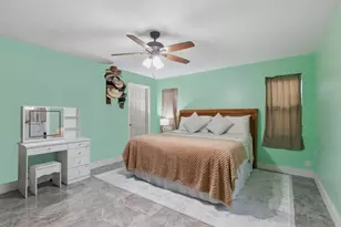 11481 Tangerine Blvd, The Acreage, FL 33412 - Photo 17