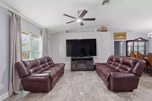 11481 Tangerine Blvd, The Acreage, FL 33412 - Photo 7