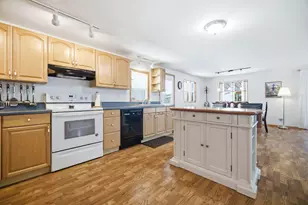 5560 E Marina Dr, Fort Lauderdale, FL 33312 - Photo 15