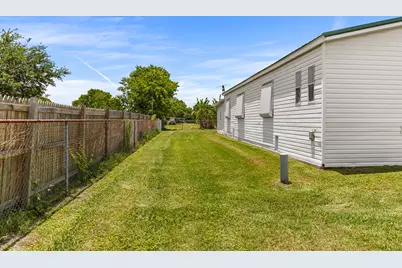 1697 SW 35th Circle, Okeechobee, FL 34974 - Photo 35