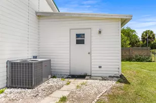 1697 SW 35th Cir, Okeechobee, FL 34974 - Photo 39