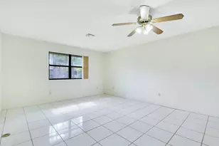 135 Manchineel Ct, Royal Palm Beach, FL 33411 - Photo 23