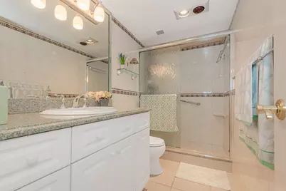 [Address not provided], Hallandale Beach, FL 33009 - Photo 13