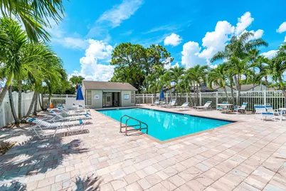 2579 Bedford Mews Drive, Wellington, FL 33414 - Photo 27