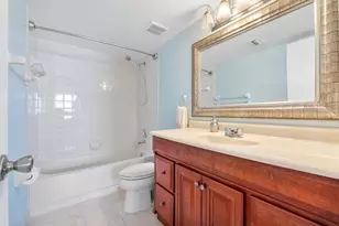 116 Lake Emerald Dr, Oakland Park, FL 33309 - Photo 11