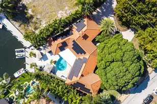 2460 Bayview Dr, Fort Lauderdale, FL 33305 - Photo 49