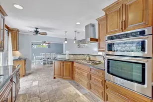 925 NE 25th Ave, Pompano Beach, FL 33062 - Photo 11