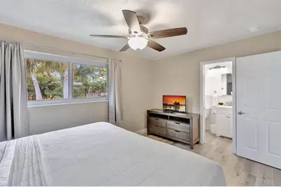 925 NE 25th Avenue, Pompano Beach, FL 33062 - Photo 21