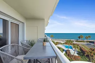 4049 Ocean Dr, Vero Beach, FL 32963 - Photo 1