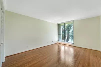 5344 Woodland Lakes Drive #323, Palm Beach Gardens, FL 33418 - Photo 17