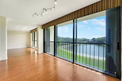 5344 Woodland Lakes Drive #323, Palm Beach Gardens, FL 33418 - Photo 7