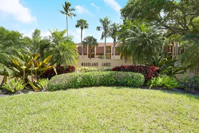 5344 Woodland Lakes Drive #323, Palm Beach Gardens, FL 33418 - Photo 19