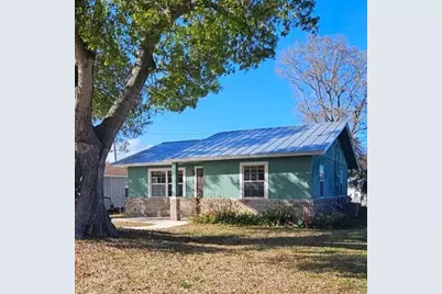 364 16th Street SW, Vero Beach, FL 32962 - Photo 1