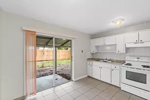 4905 Gulfstream Rd, Lake Worth, FL 33461 - Photo 15