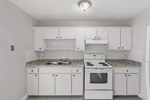 4905 Gulfstream Rd, Lake Worth, FL 33461 - Photo 17