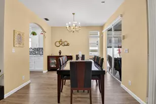 8111 Hampton Wood Dr, Boca Raton, FL 33433 - Photo 11