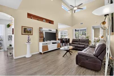 8111 Hampton Wood Drive, Boca Raton, FL 33433 - Photo 7