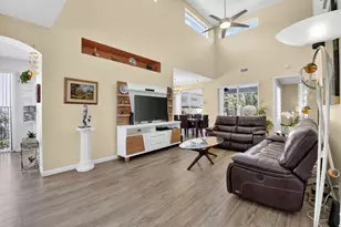 8111 Hampton Wood Dr, Boca Raton, FL 33433 - Photo 7