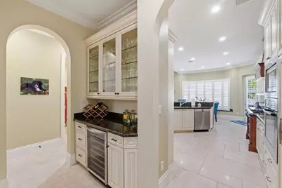 2221 NE 48th Court, Lighthouse Point, FL 33064 - Photo 17