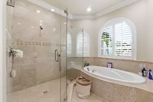 2221 NE 48th Ct, Lighthouse Point, FL 33064 - Photo 37