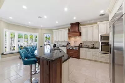 2221 NE 48th Court, Lighthouse Point, FL 33064 - Photo 19