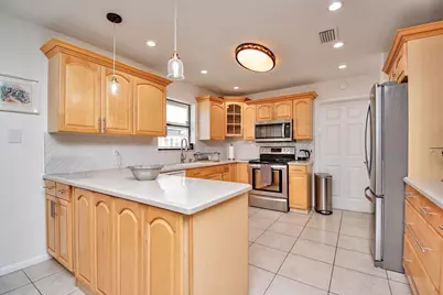 7838 Cypress Crescent, Boca Raton, FL 33433 - Photo 11