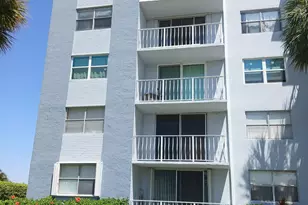 470 Executive Center Dr, West Palm Beach, FL 33401 - Photo 3