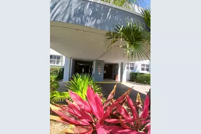 470 Executive Center Drive #4n, West Palm Beach, FL 33401 - Photo 5