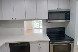 470 Executive Center Dr, West Palm Beach, FL 33401 - Photo 43