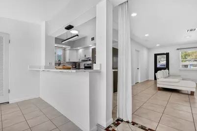 353 Shady Lane Road, Palm Springs, FL 33461 - Photo 11