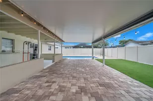 22599 SW 65th Ave, Boca Raton, FL 33428 - Photo 7