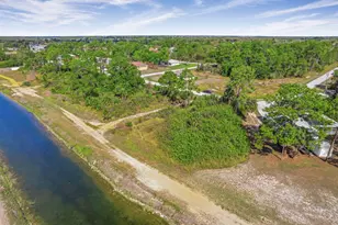 755 Longbow Ln, Lehigh Acres, FL 33972 - Photo 3