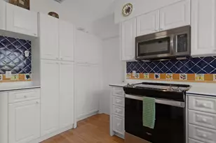 1555 71st St, Miami Beach, FL 33141 - Photo 15