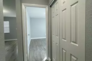 110 SE 7th St, Hallandale Beach, FL 33009 - Photo 13