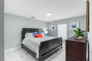 723 Hibiscus Dr, Royal Palm Beach, FL 33411 - Photo 5