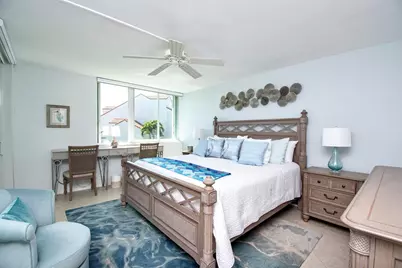 8200 Lakeshore Drive #202, Hypoluxo, FL 33462 - Photo 13