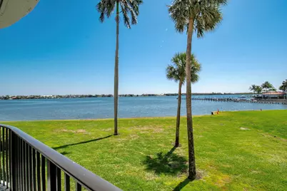 8200 Lakeshore Drive #202, Hypoluxo, FL 33462 - Photo 5
