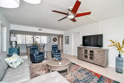 8200 Lakeshore Drive #202, Hypoluxo, FL 33462 - Photo 15