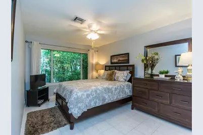 4930 NE 27th Avenue, Lighthouse Point, FL 33064 - Photo 31