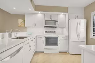 1001 Seafarer Cir, Jupiter, FL 33477 - Photo 3