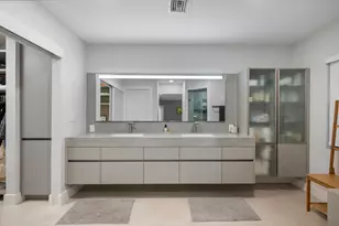 2042 Amesbury Cir, Wellington, FL 33414 - Photo 19