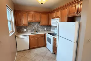 136 Coventry, West Palm Beach, FL 33417 - Photo 3
