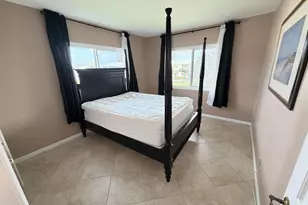 136 Coventry F, West Palm Beach, FL 33417 - Photo 3